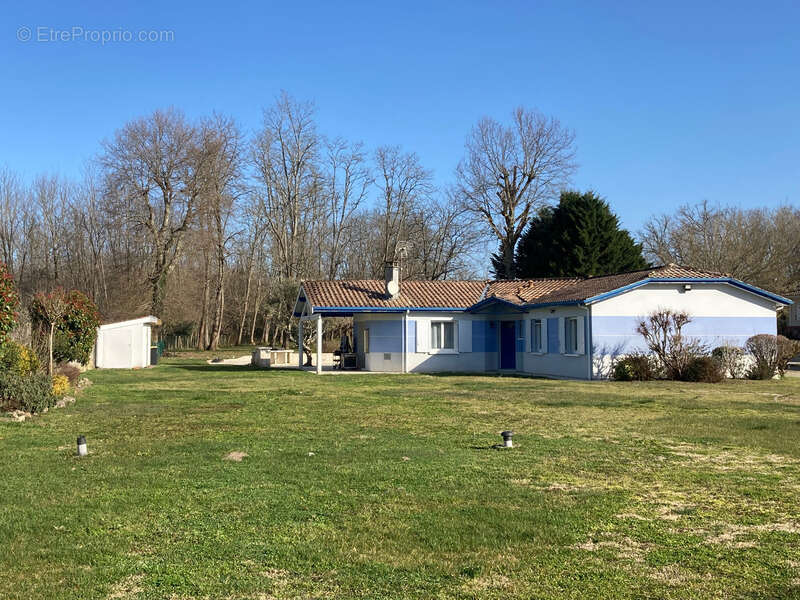 Maison à SAINT-LAURENT-MEDOC