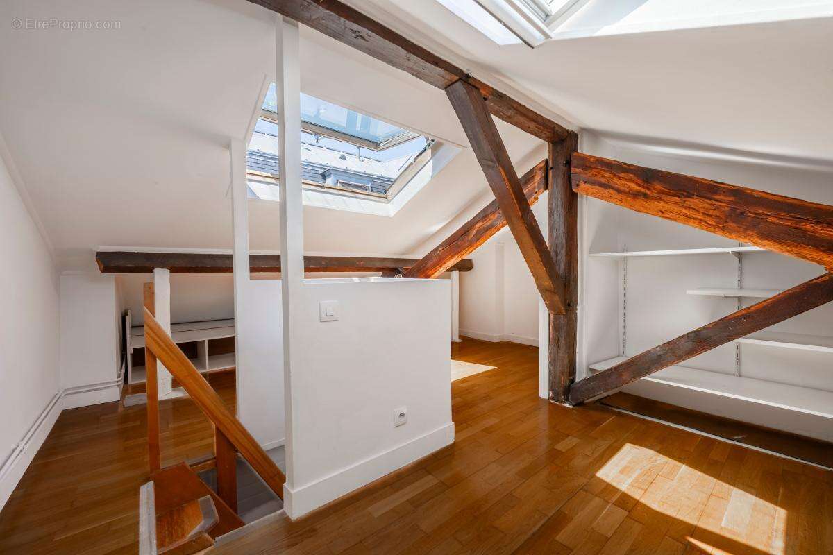 Appartement à PARIS-12E