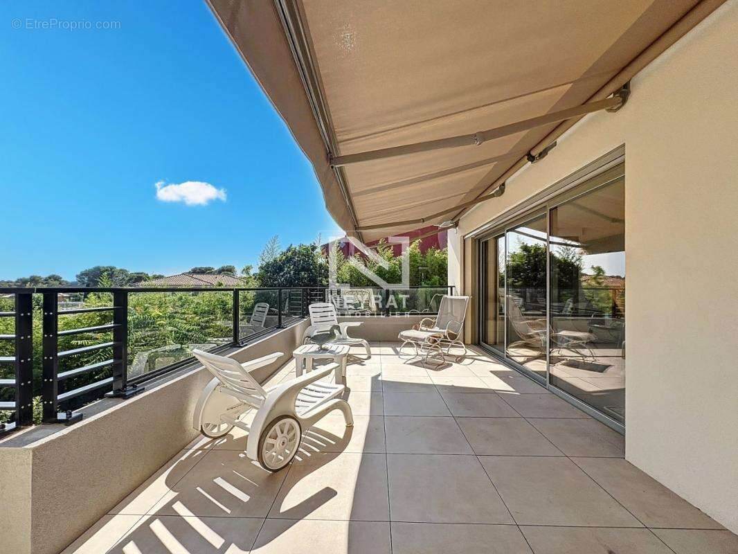 Appartement à SAINT-RAPHAEL