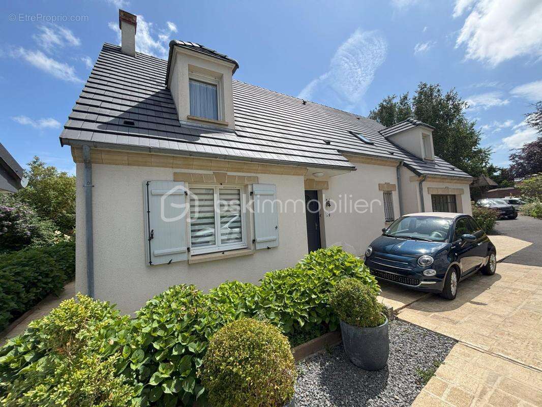 Maison à SAINT-REMY-BOSCROCOURT