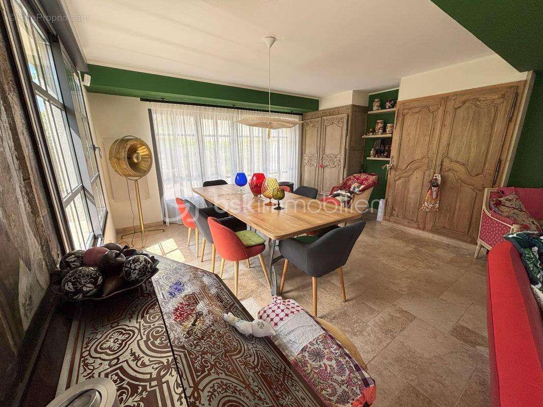 Maison à SAINT-REMY-BOSCROCOURT