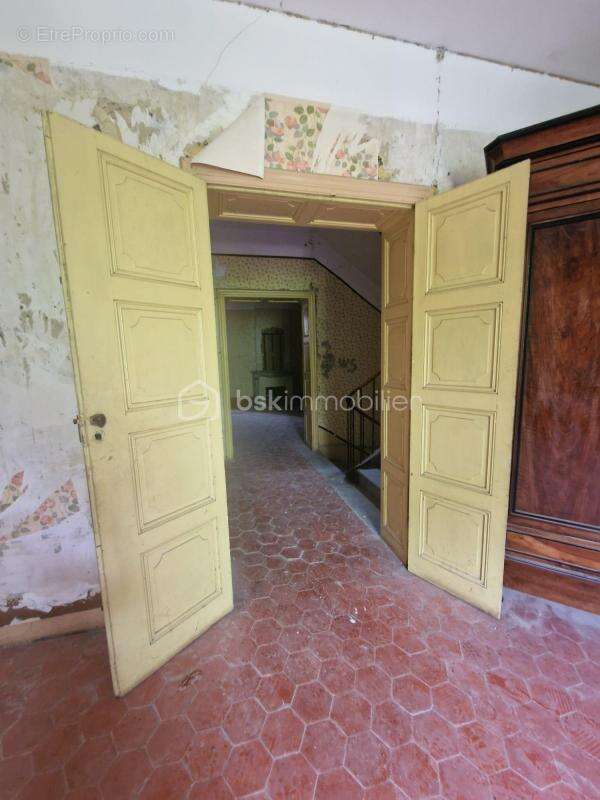 Maison à SAINT-JEAN-DE-BARROU