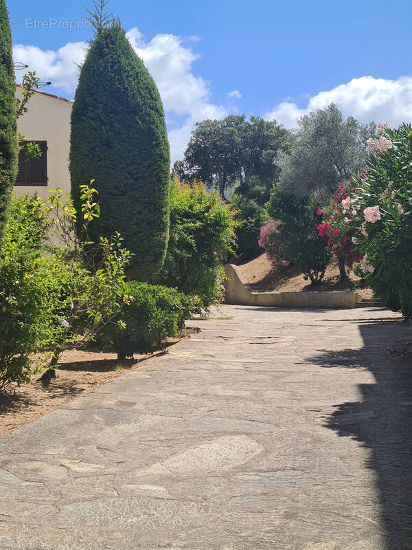 Appartement à GROSSETO-PRUGNA