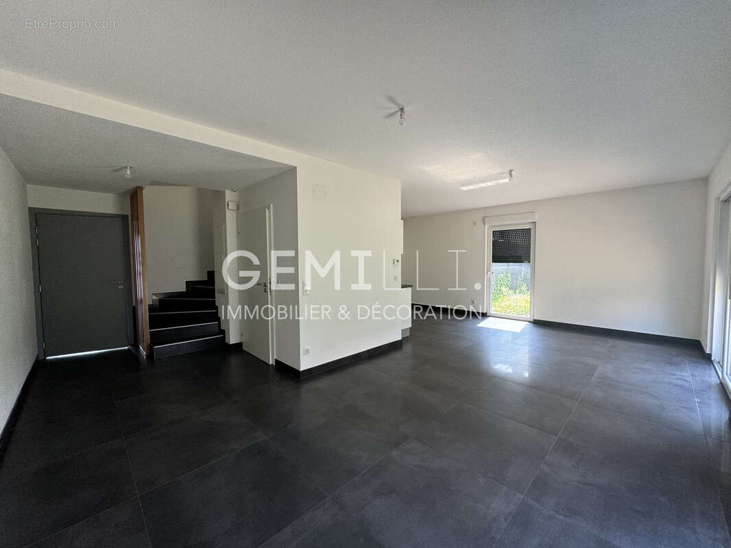 Appartement à VILLAGE-NEUF