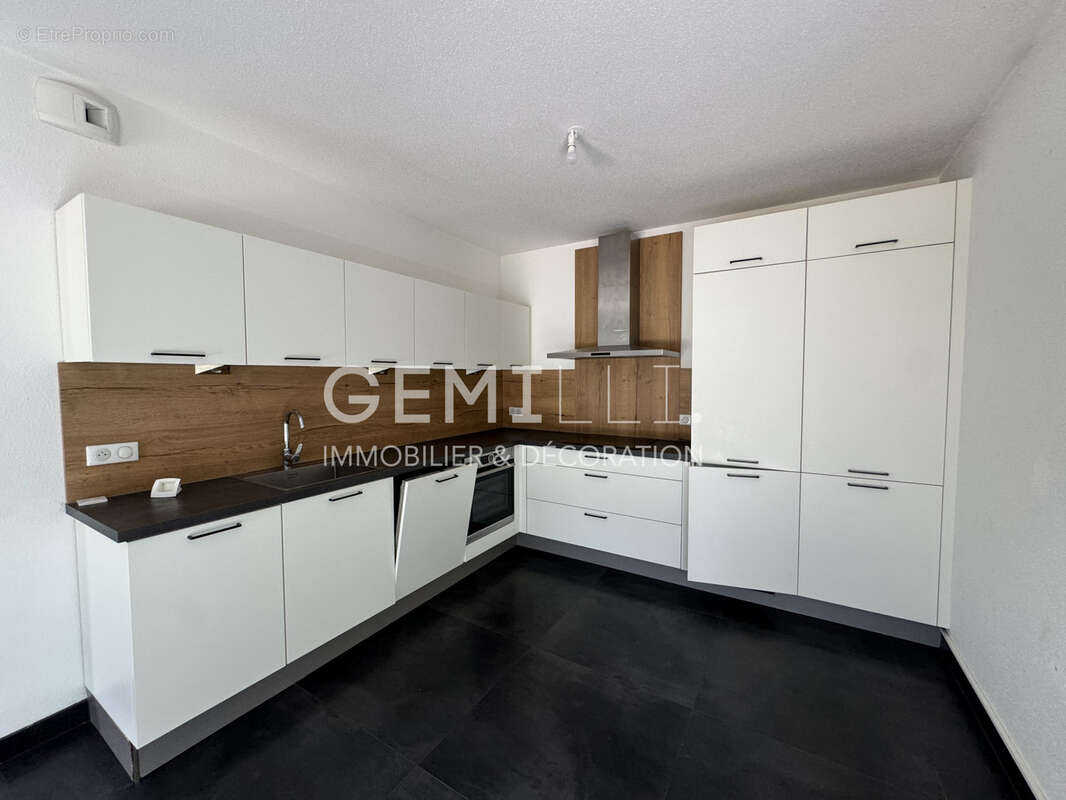 Appartement à VILLAGE-NEUF