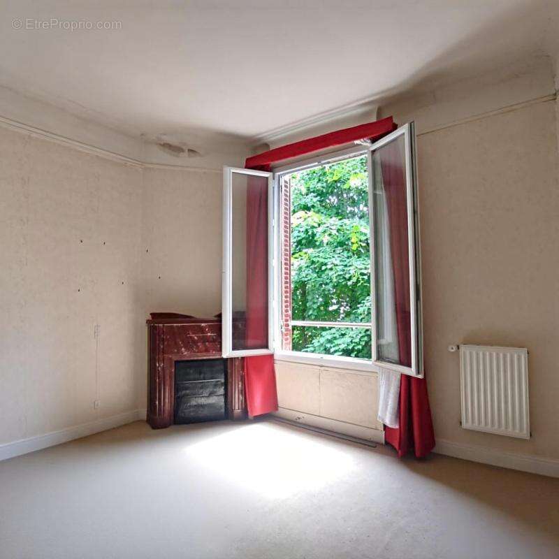 Maison à L'HAY-LES-ROSES