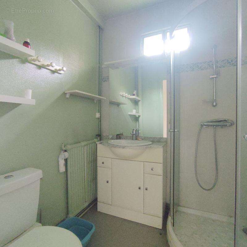 Maison à L'HAY-LES-ROSES