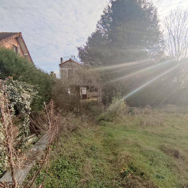 Maison à L'HAY-LES-ROSES