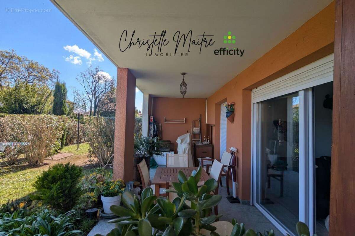 Appartement à SAINT-MARTIN-DE-CRAU