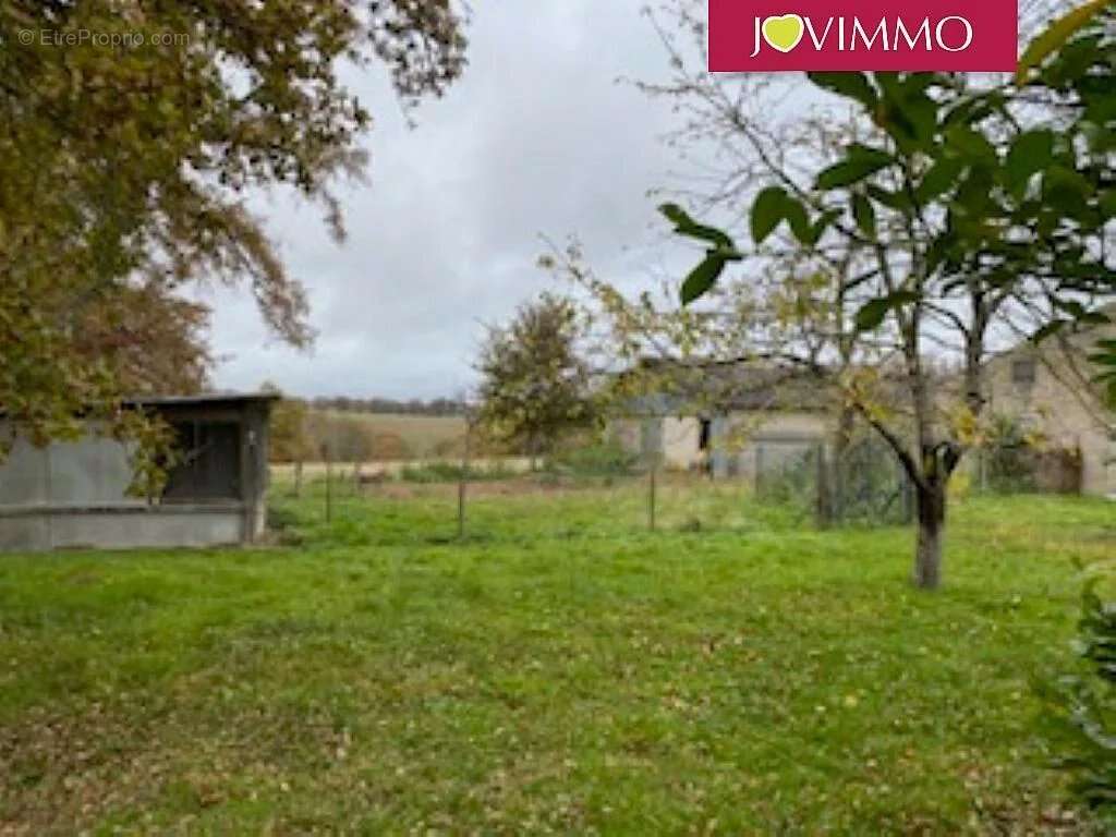 Maison à PREVERANGES