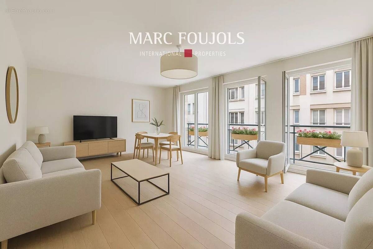 Appartement à PARIS-16E