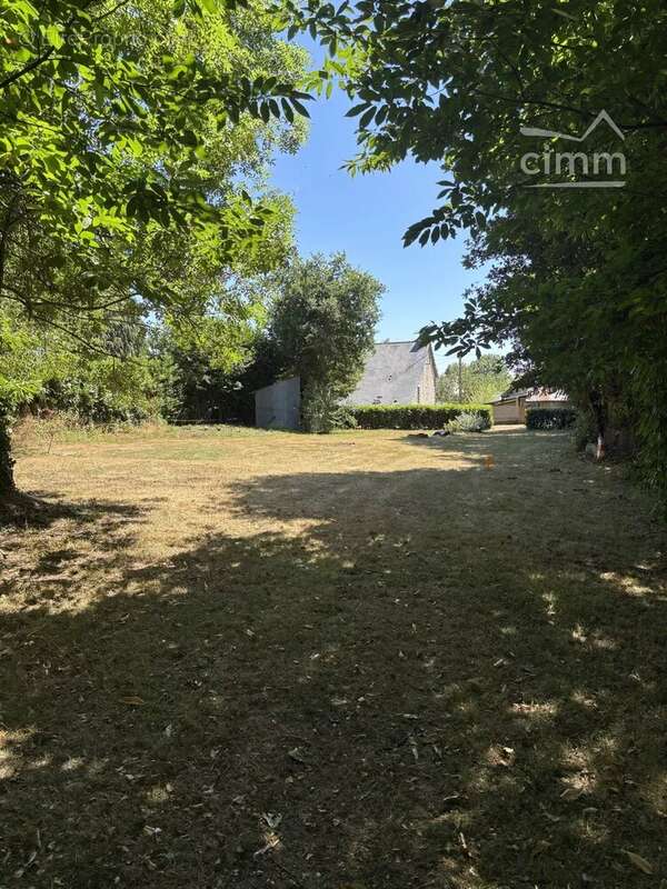 Terrain à MAURE-DE-BRETAGNE