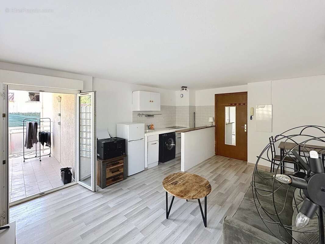 Appartement à LE CANNET