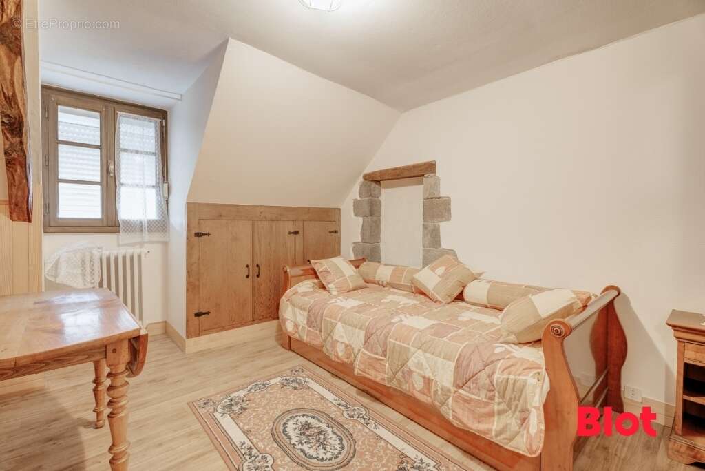 Maison à PLOUER-SUR-RANCE