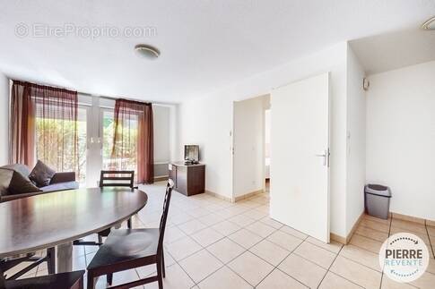 Appartement à MARCY-L&#039;ETOILE