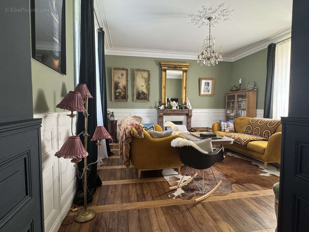 Maison à CHARTRES-DE-BRETAGNE