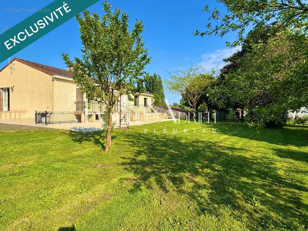 Photo 1 - Maison à FOUSSAIS-PAYRE