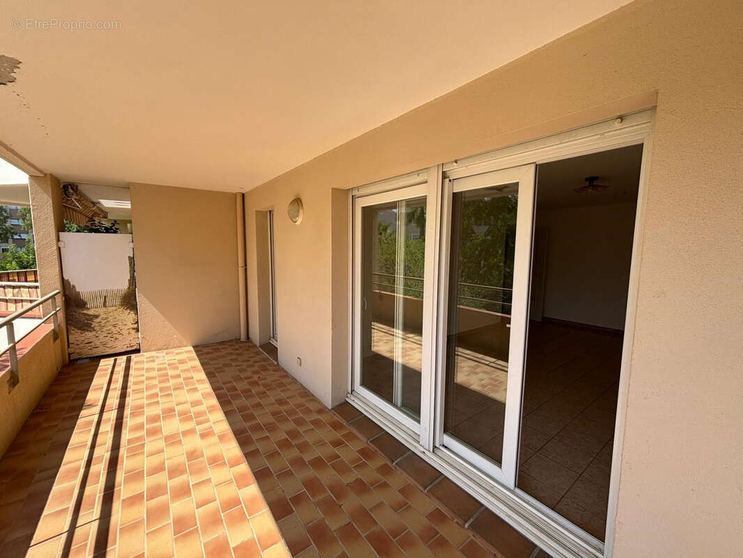 Appartement à HYERES