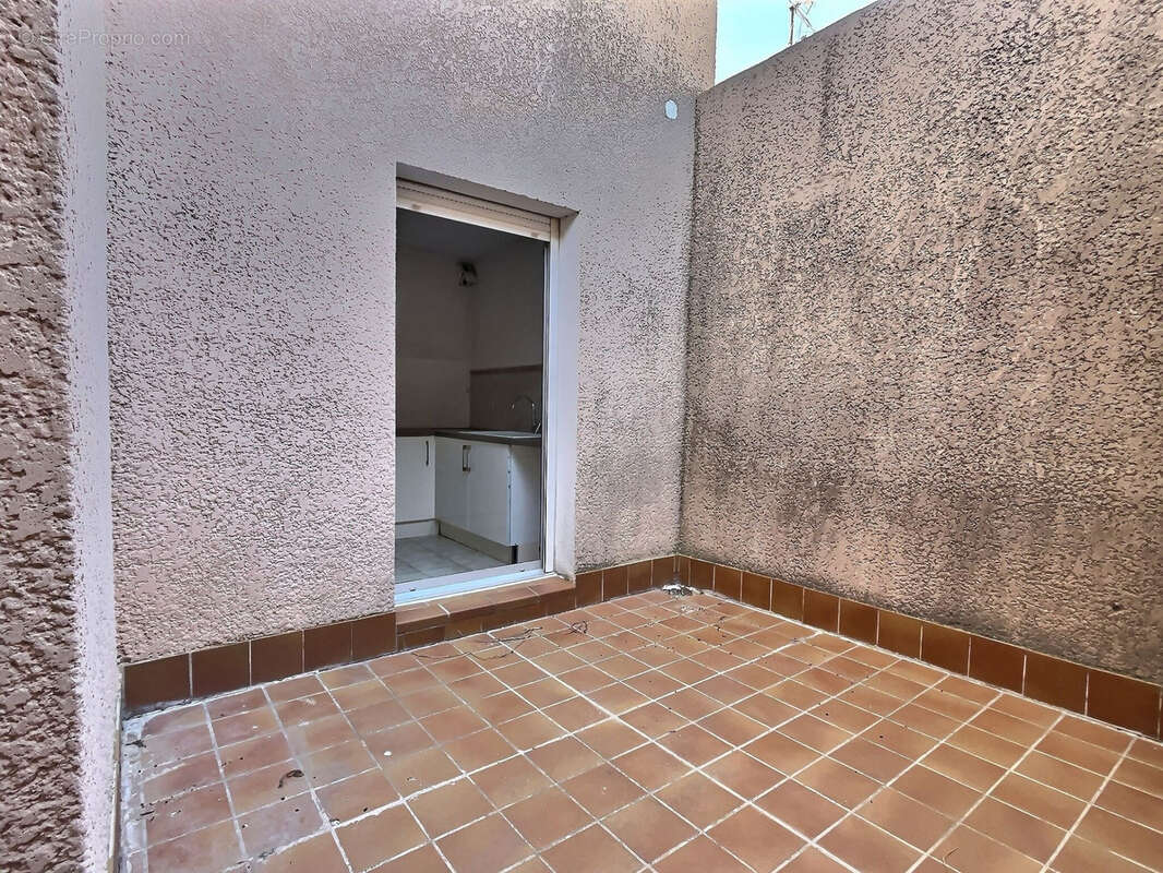 Appartement à CARQUEIRANNE