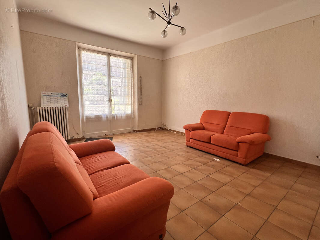 Maison à CARQUEIRANNE