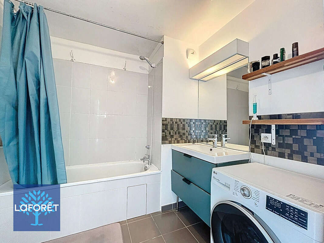 Appartement à CORBEIL-ESSONNES