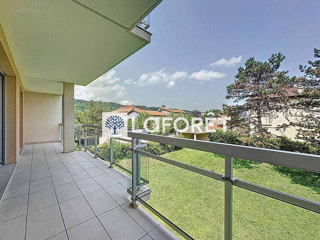 Appartement à MIRIBEL