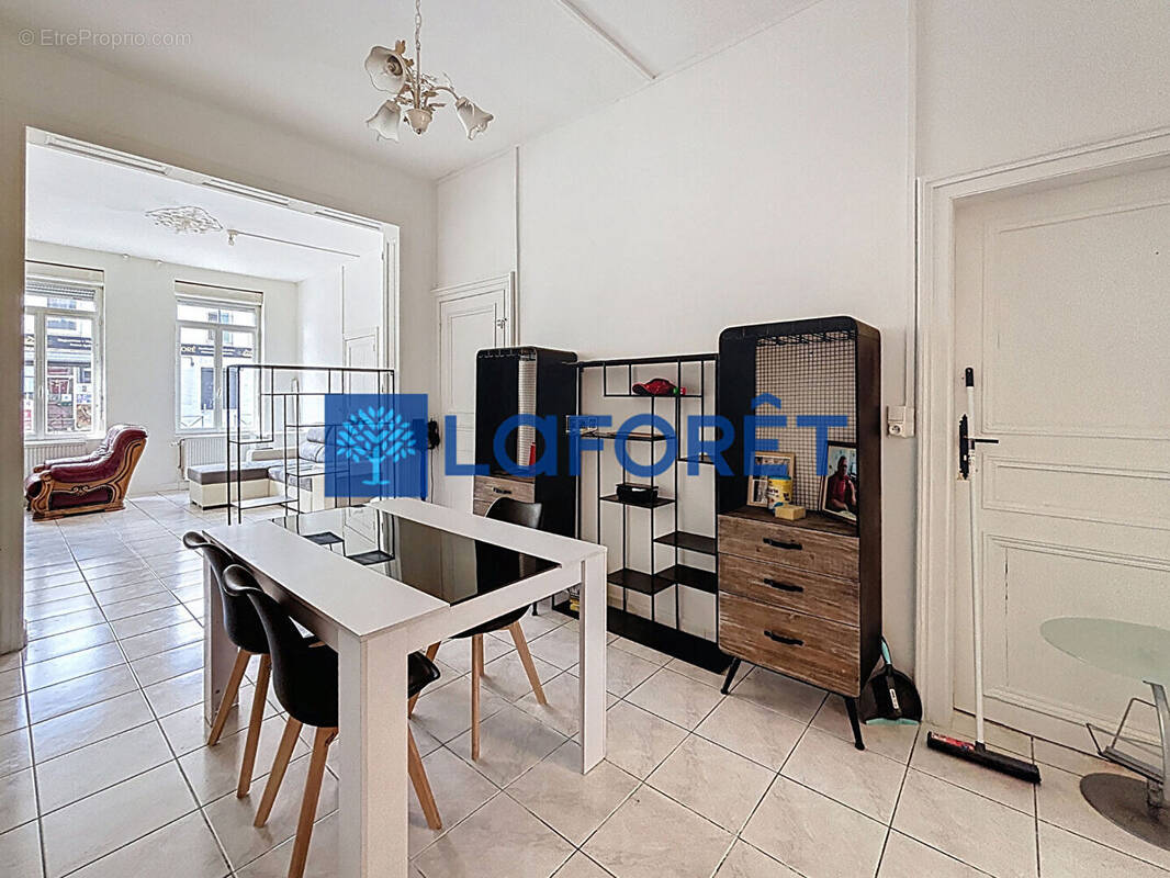 Maison à BRUAY-SUR-L&#039;ESCAUT