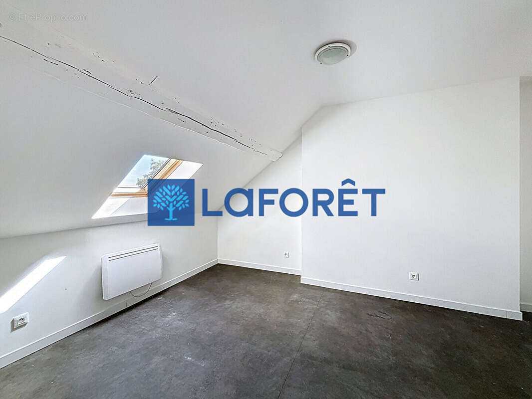 Maison à BRUAY-SUR-L&#039;ESCAUT