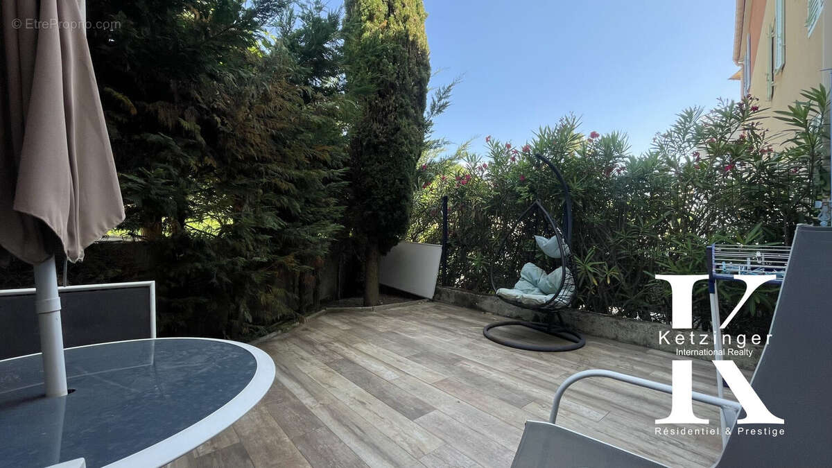 Appartement à LE CANNET