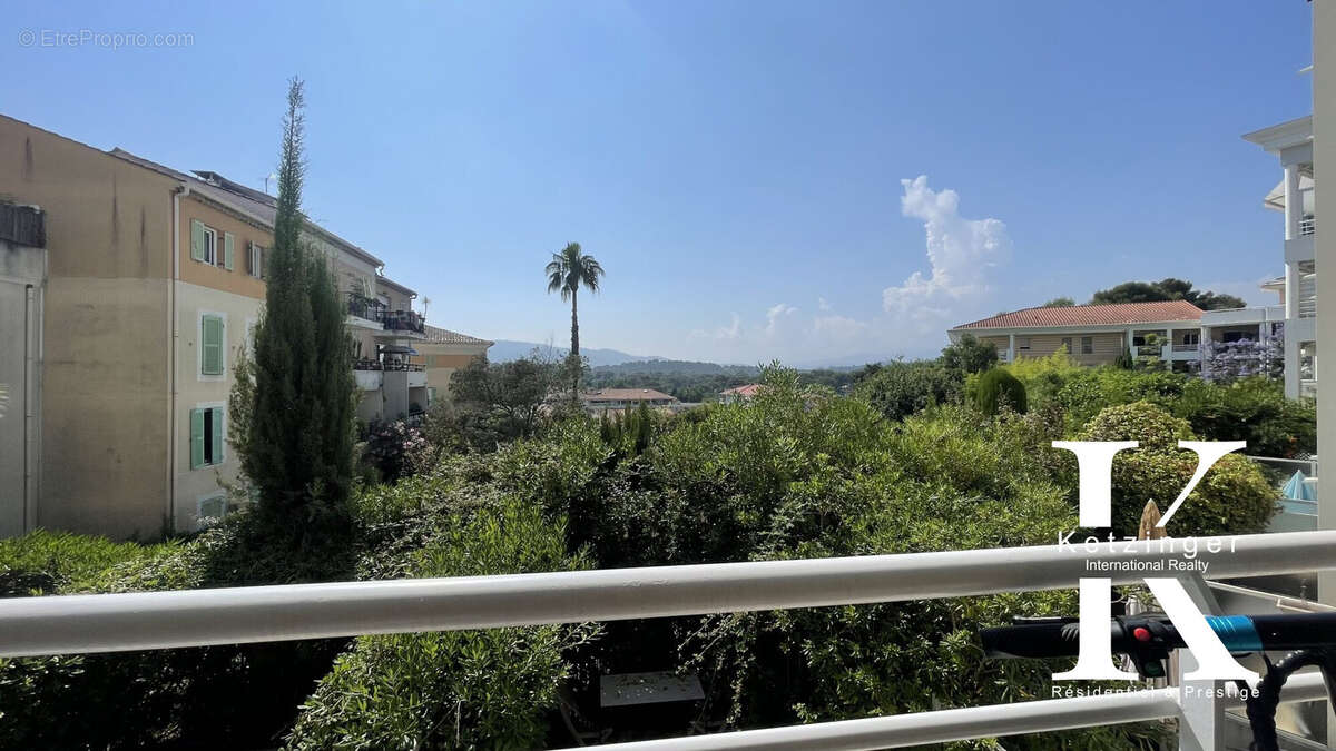 Appartement à LE CANNET