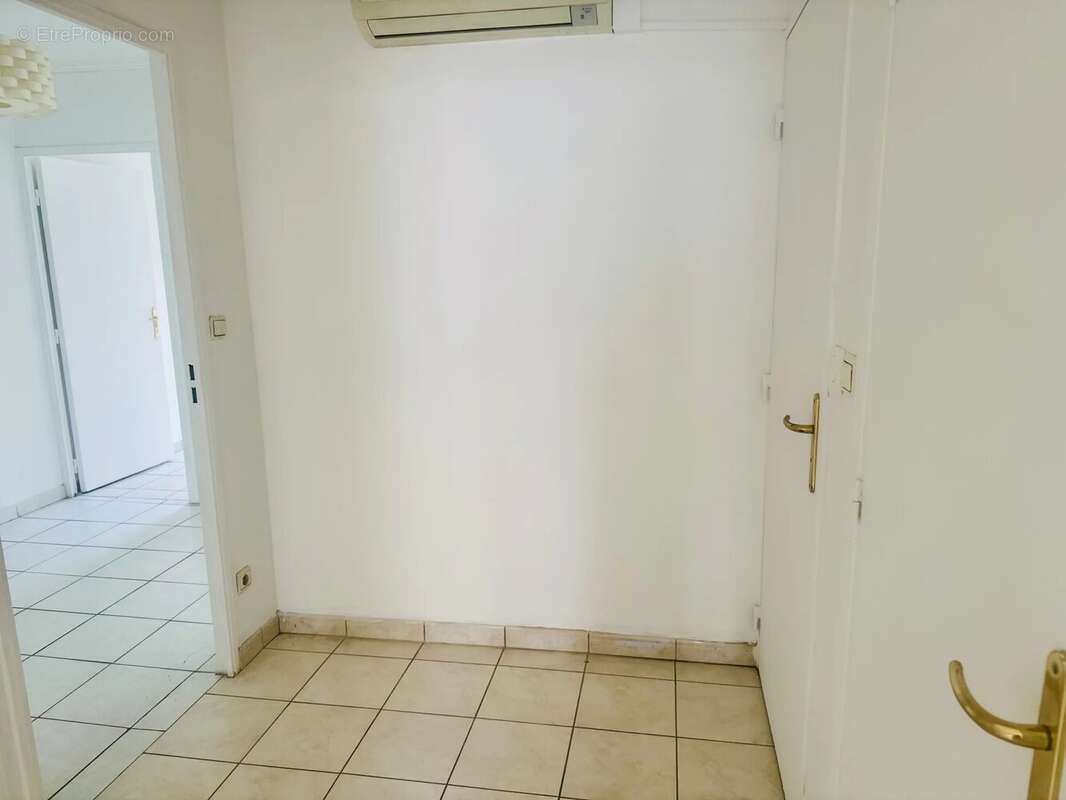 Appartement à CAGNES-SUR-MER