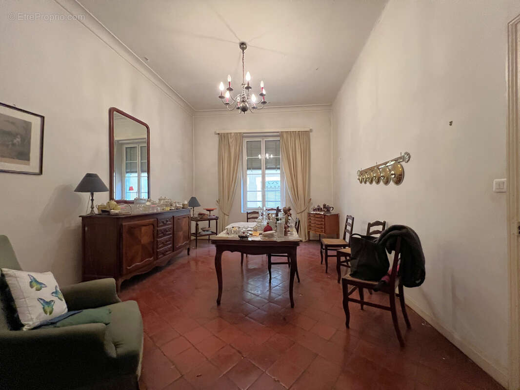 Appartement à NIMES