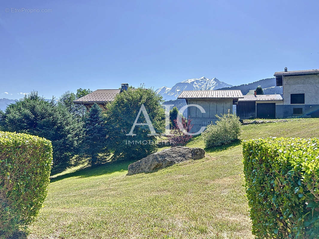 Appartement à DEMI-QUARTIER