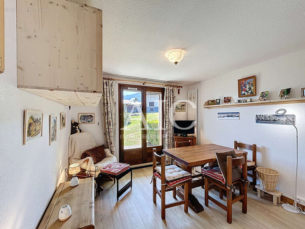 Appartement à DEMI-QUARTIER