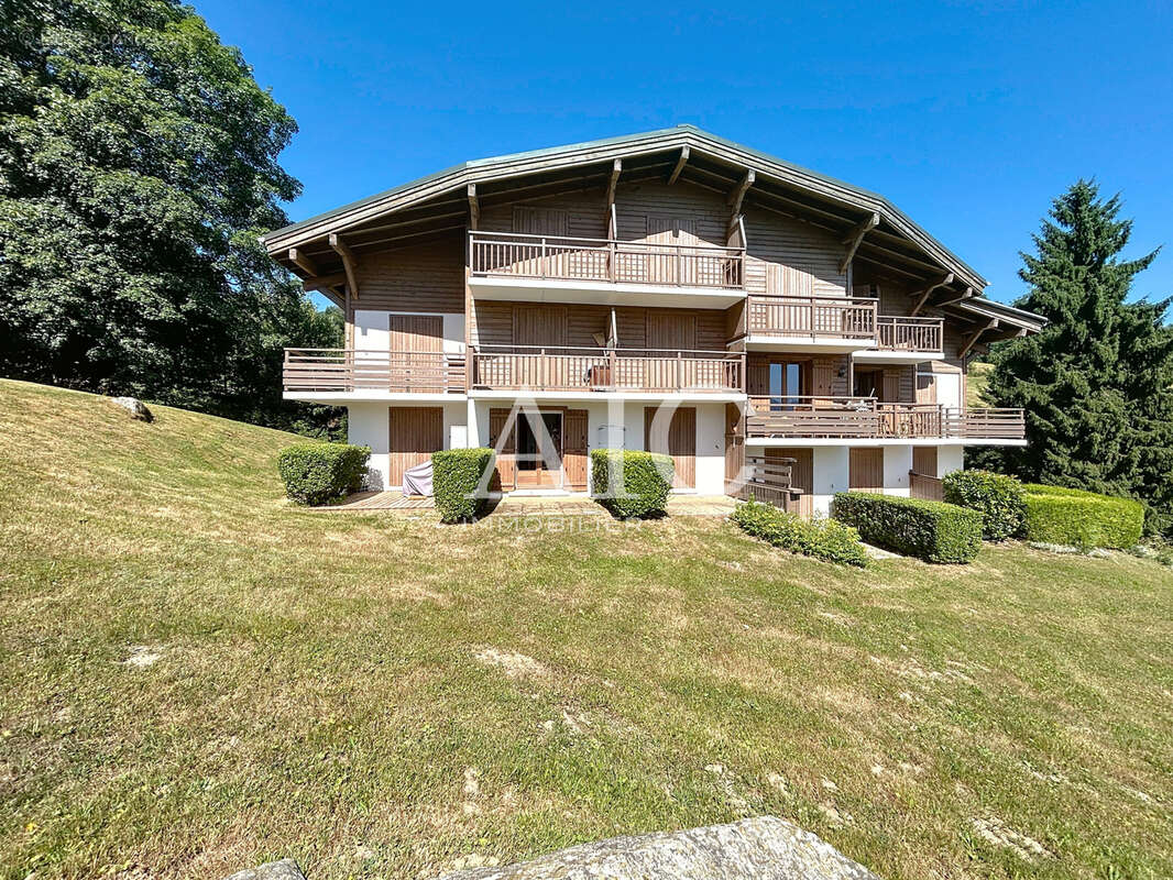 Appartement à DEMI-QUARTIER