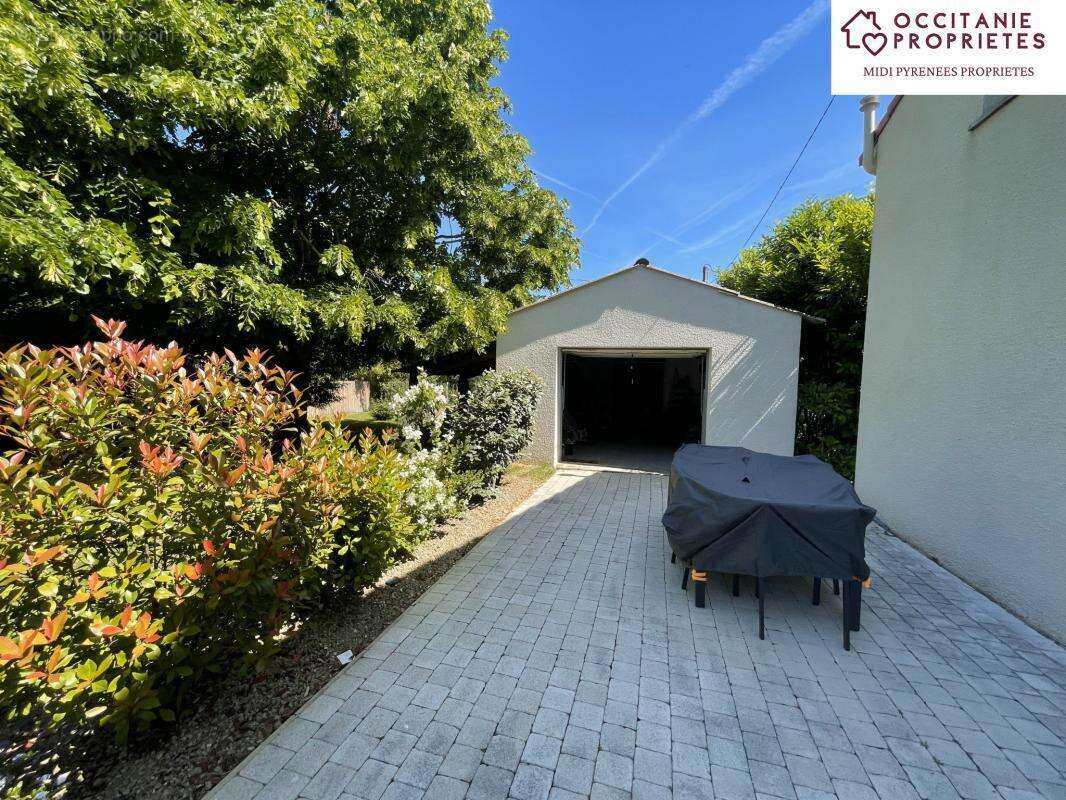 Maison à LEZAT-SUR-LEZE