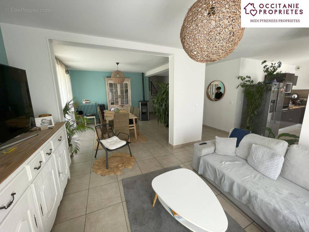 Maison à LEZAT-SUR-LEZE