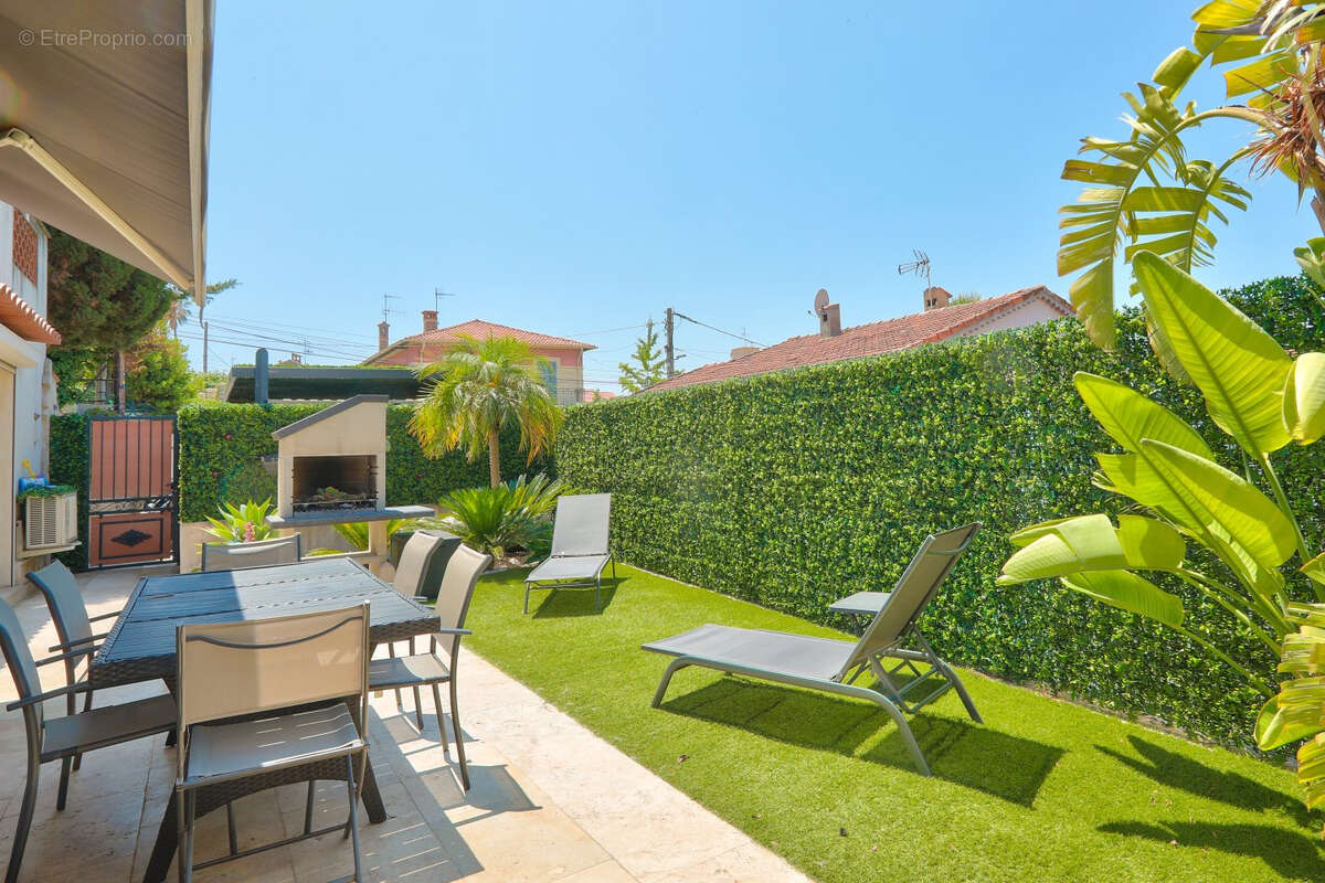 Appartement à CAGNES-SUR-MER