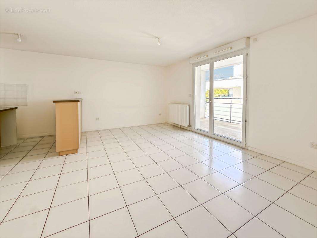 Appartement à COLOMIERS