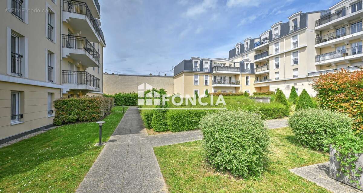 Appartement à SAINT-OUEN-L&#039;AUMONE