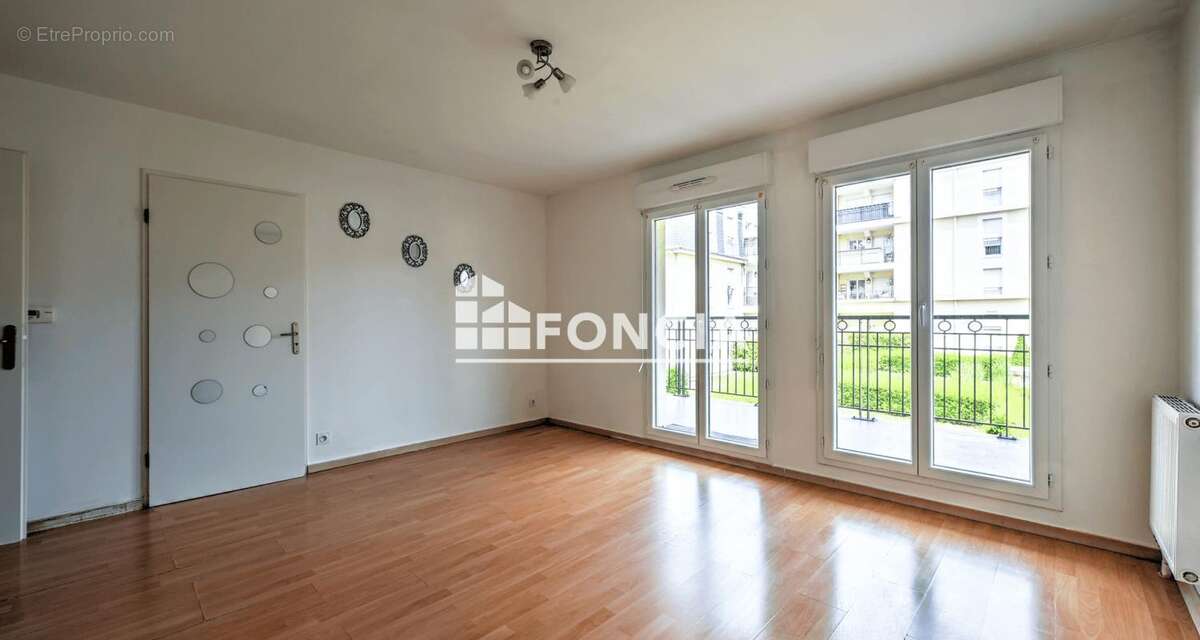 Appartement à SAINT-OUEN-L&#039;AUMONE