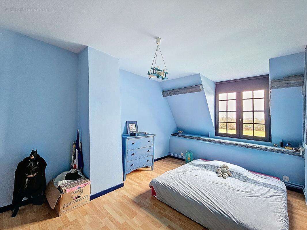 Maison à LE MELE-SUR-SARTHE