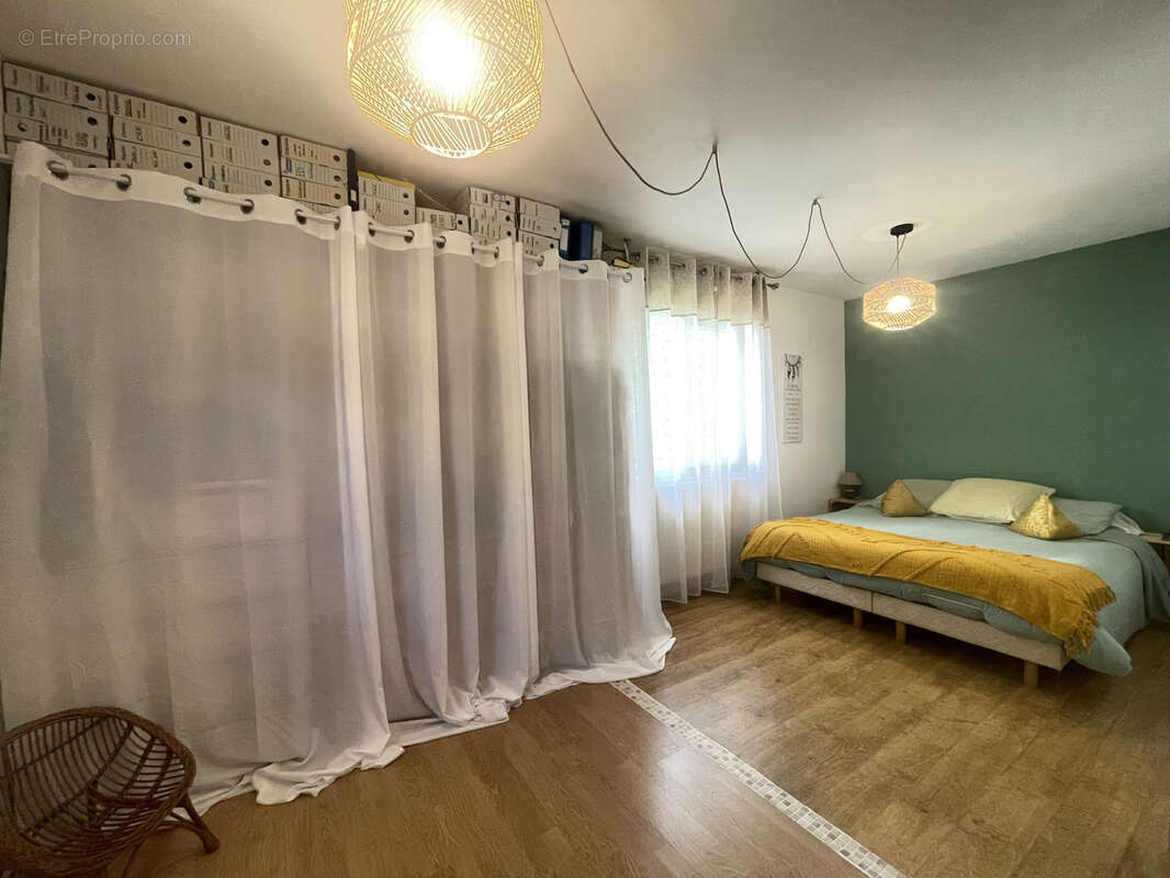 Maison à CHATILLON-SAINT-JEAN