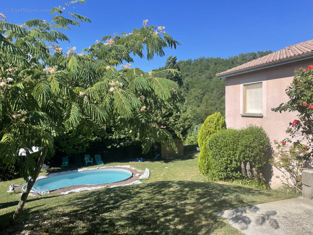 Maison à CHATILLON-SAINT-JEAN