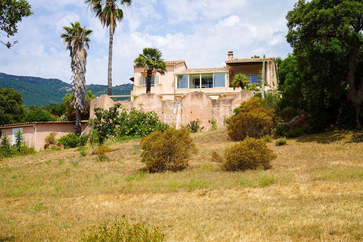 Maison à PORTO-VECCHIO