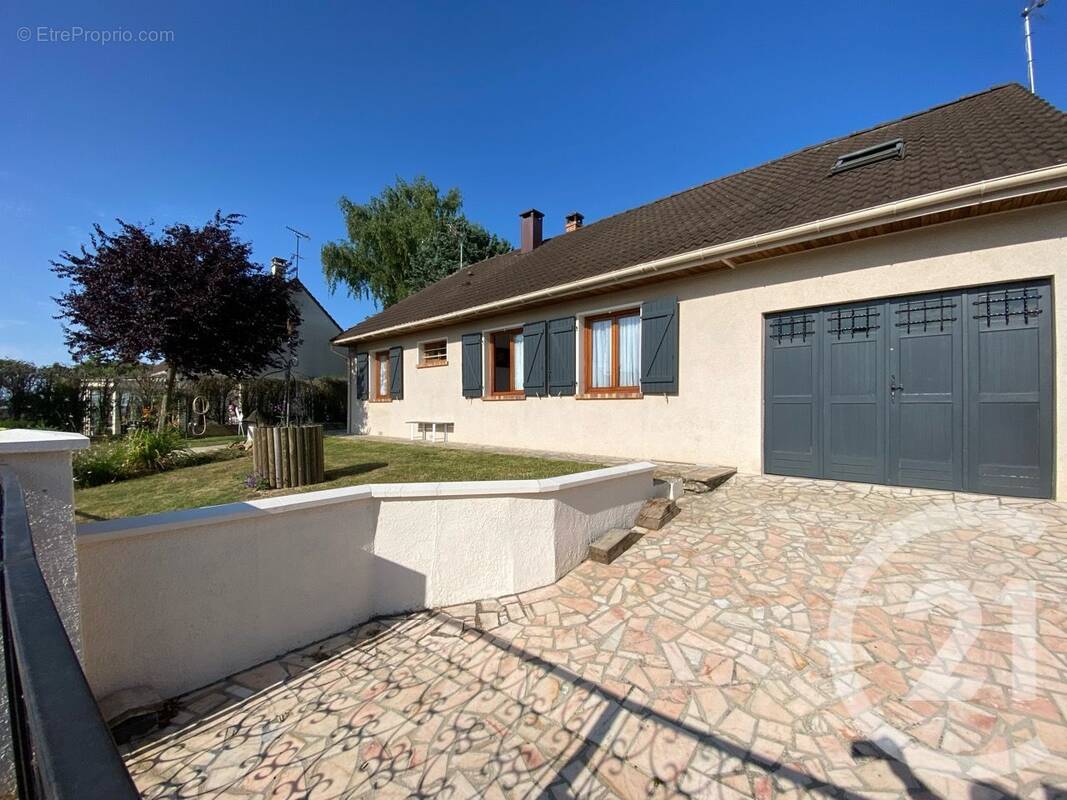 Maison à DAMMARTIN-EN-GOELE