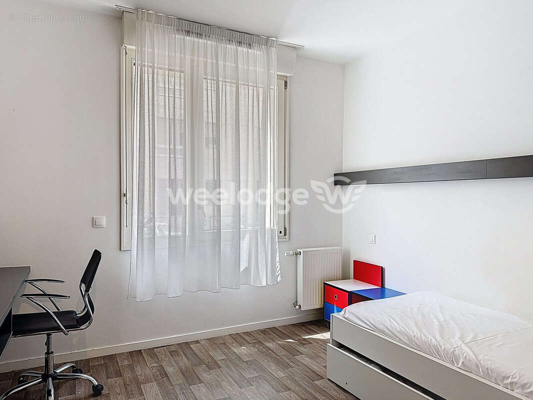 Appartement à LEVALLOIS-PERRET