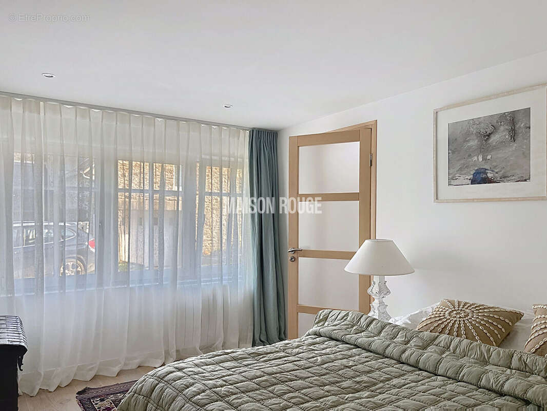 Maison à LE MINIHIC-SUR-RANCE