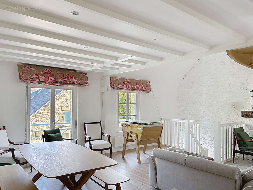 Maison à LE MINIHIC-SUR-RANCE