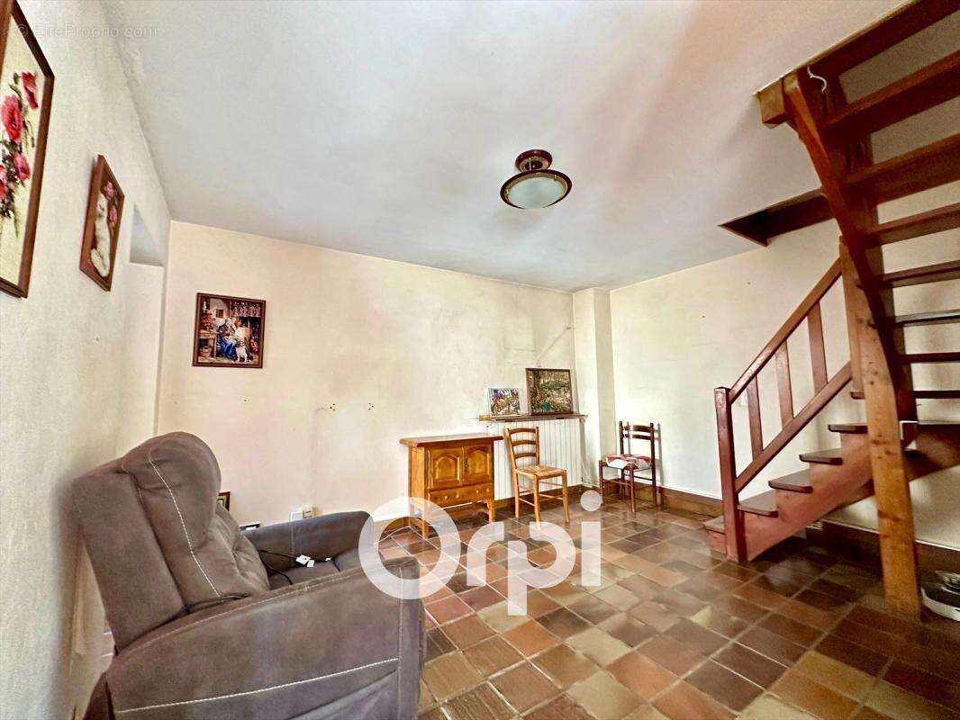 Maison à SAINT-NAZAIRE-LES-EYMES